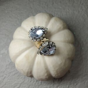 Vintage Teardrop Faux Diamond Silvertone Clip On Earrings